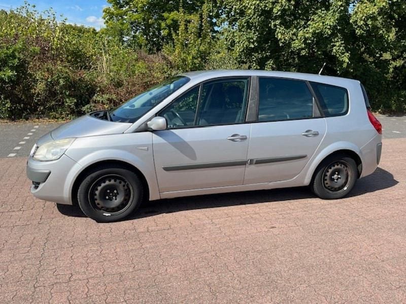 Silber Gebraucht 2006 Renault Grand Scénic II Van / Kleinbus | 1.480 € (Superpreis) - Bild 1/4