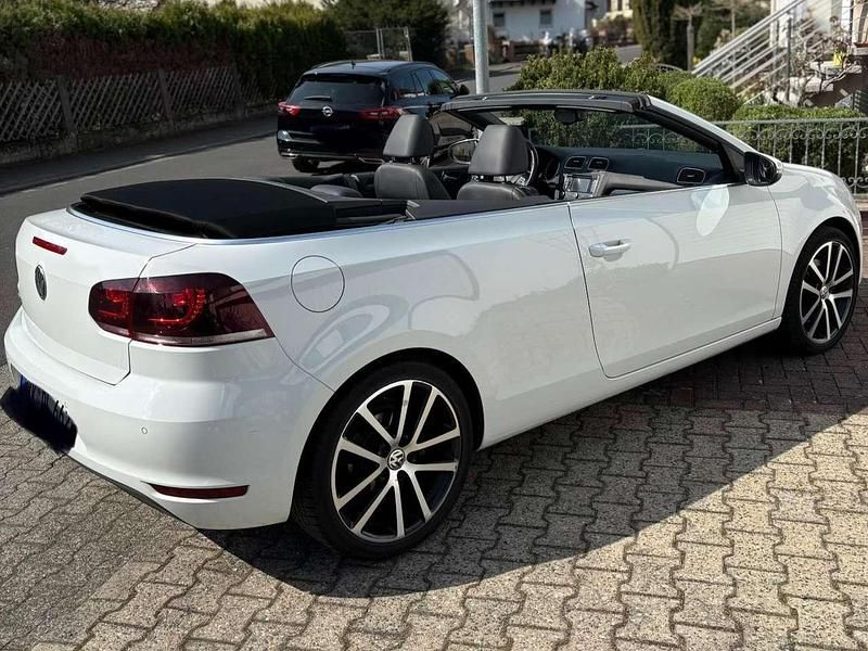 Second-hand VW Golf 160 CP (117 kW) 2011 Alb Cabrio