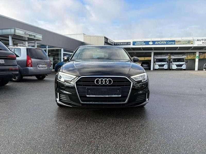 Gebraucht Audi A3 Sportback 150 PS (110 kW) 2023 Brillantschwarz Kleinwagen