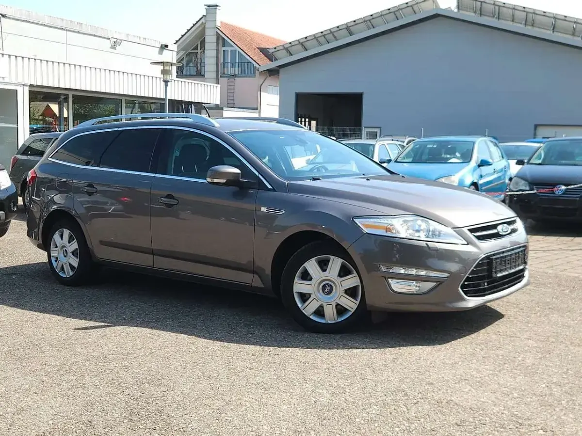 Gebraucht Ford Mondeo Titanium 203 PS (149 kW) 2012 Braun Kombi