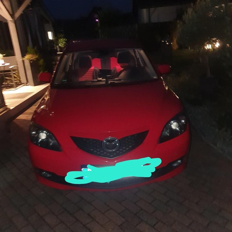 Rot Gebraucht 2006 Mazda 3 Kleinwagen | 1.800 € - Bild 1/4