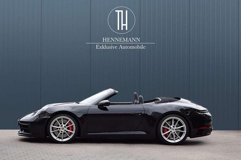 Gebraucht Porsche 911 Carrera Cabriolet 480 PS (353 kW) 2024 Tiefschwarz metallic Cabrio