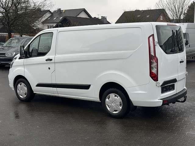Gebraucht Ford Transit Custom Trend 105 PS (77 kW) 2019 Frostweiß Van