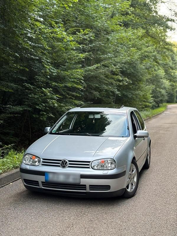 Gebraucht VW Golf IV 105 PS (77 kW) 2003 Grau Kleinwagen