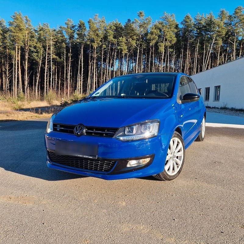 Blau Gebraucht 2012 VW Polo Match Kleinwagen | 6.999 € (Fairer Preis) - Bild 1/4