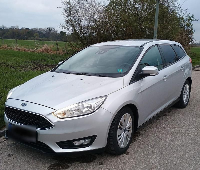 Gebraucht Ford Focus Business Edition 120 PS (88 kW) 2017 Silber Kombi
