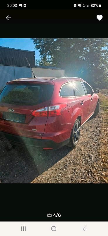 Gebraucht Ford Focus 100 PS (73 kW) 2014 Kombi