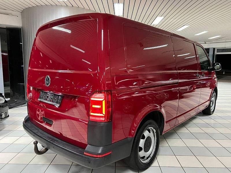 Gebraucht VW Transporter 204 PS (150 kW) 2018 Rot Van