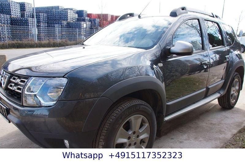 Gebraucht Dacia Duster Prestige 109 PS (80 kW) 2015 Grau SUV