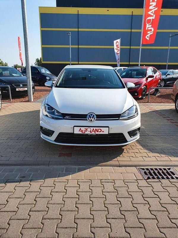 Gebraucht VW Golf VII Highline 150 PS (110 kW) 2017 Weiß Kleinwagen