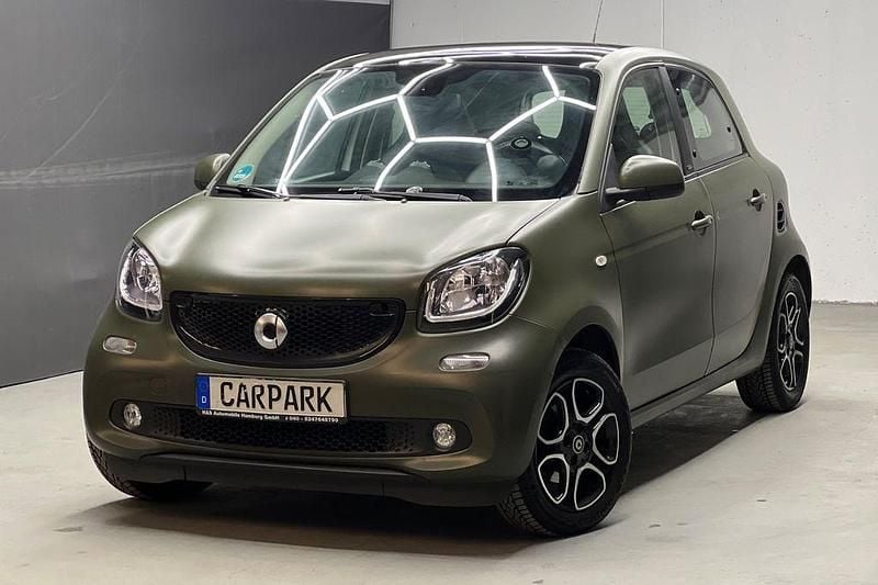 Second-hand Smart ForFour 90 CP (66 kW) 2018 Alb Hatchback