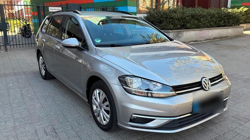 Gebraucht VW Golf VII 115 PS (84 kW) 2017 Braun Kombi