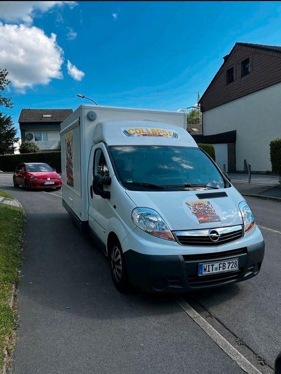 Weiß Gebraucht 2007 Opel Vivaro Van | 19.999 € - Bild 1/4