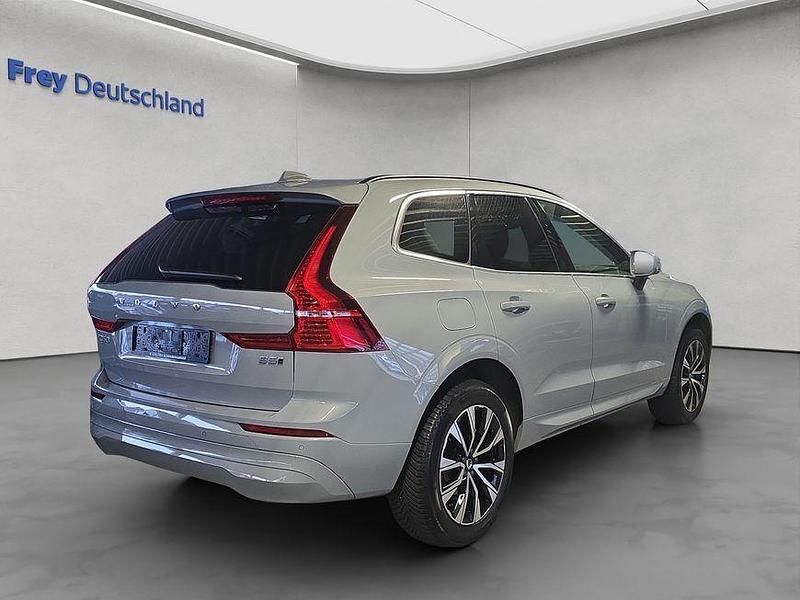 Gebraucht Volvo XC60 Core 250 PS (183 kW) 2024 Vapour grey SUV