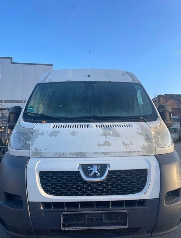Gebraucht Peugeot Boxer 131 PS (96 kW) 2013 Weiß Van
