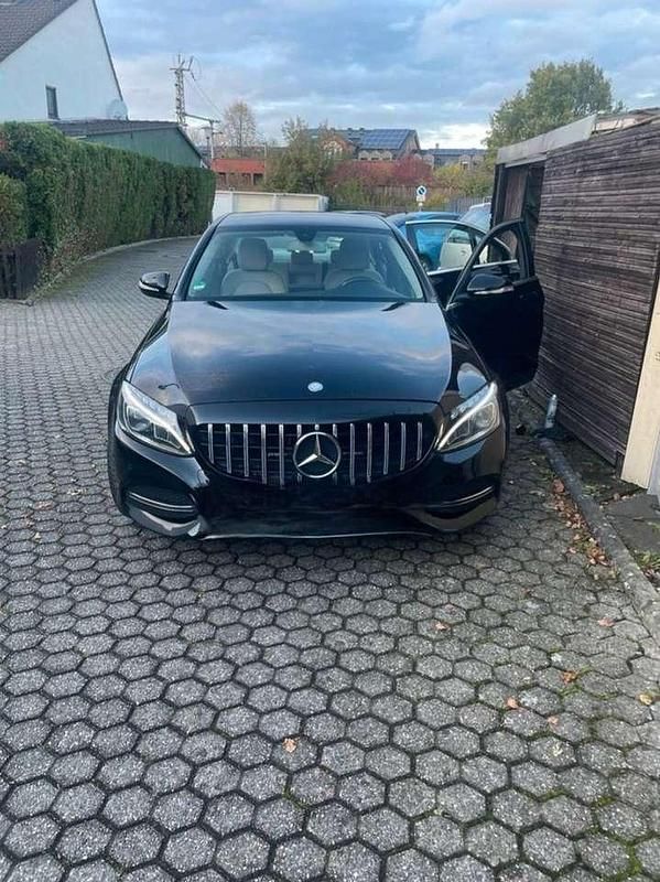 Gebraucht 2014 Mercedes C220 Edition 1 Limousine | 15.500 € (Etwas zu teuer) - Bild 1/4