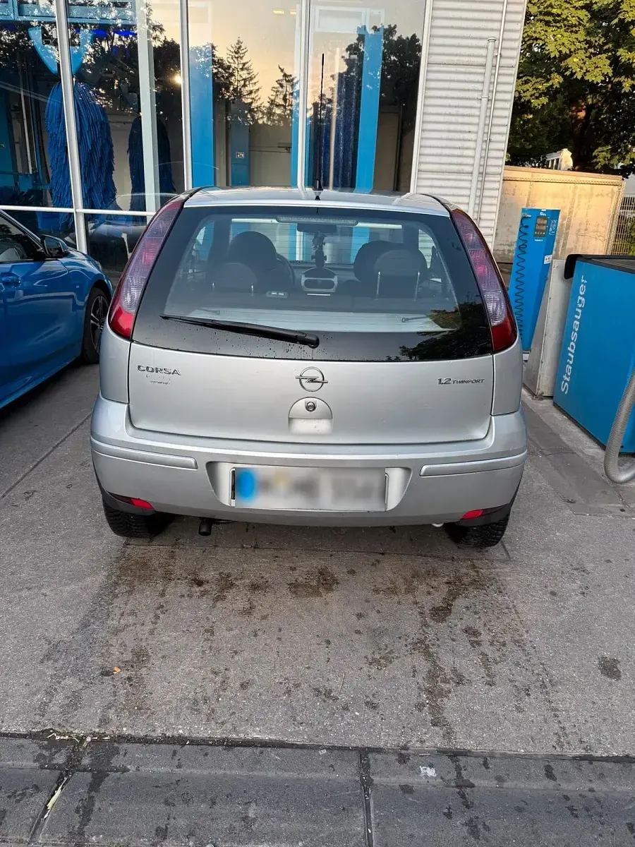 Gebraucht Opel Corsa 80 PS (58 kW) 2005 Silber Kleinwagen