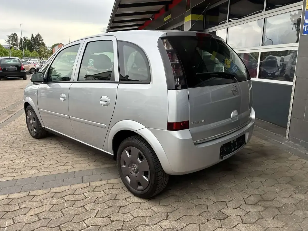 Gebraucht Opel Meriva Edition 90 PS (66 kW) 2008 Silber Van / Kleinbus