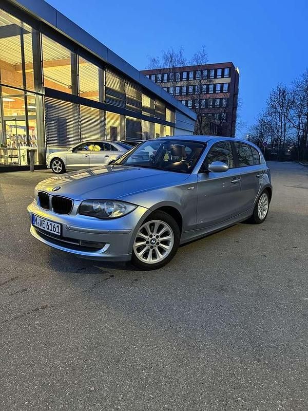 Gebraucht BMW 116 122 PS (89 kW) 2009 Kleinwagen