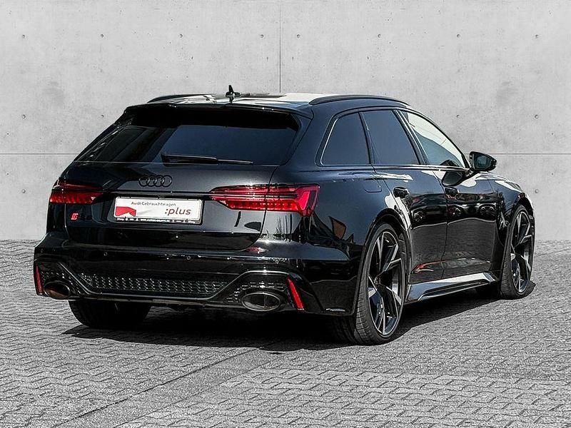 Gebraucht Audi RS6 Ambiente 600 PS (441 kW) 2025 Mythosschwarz metallic Kombi