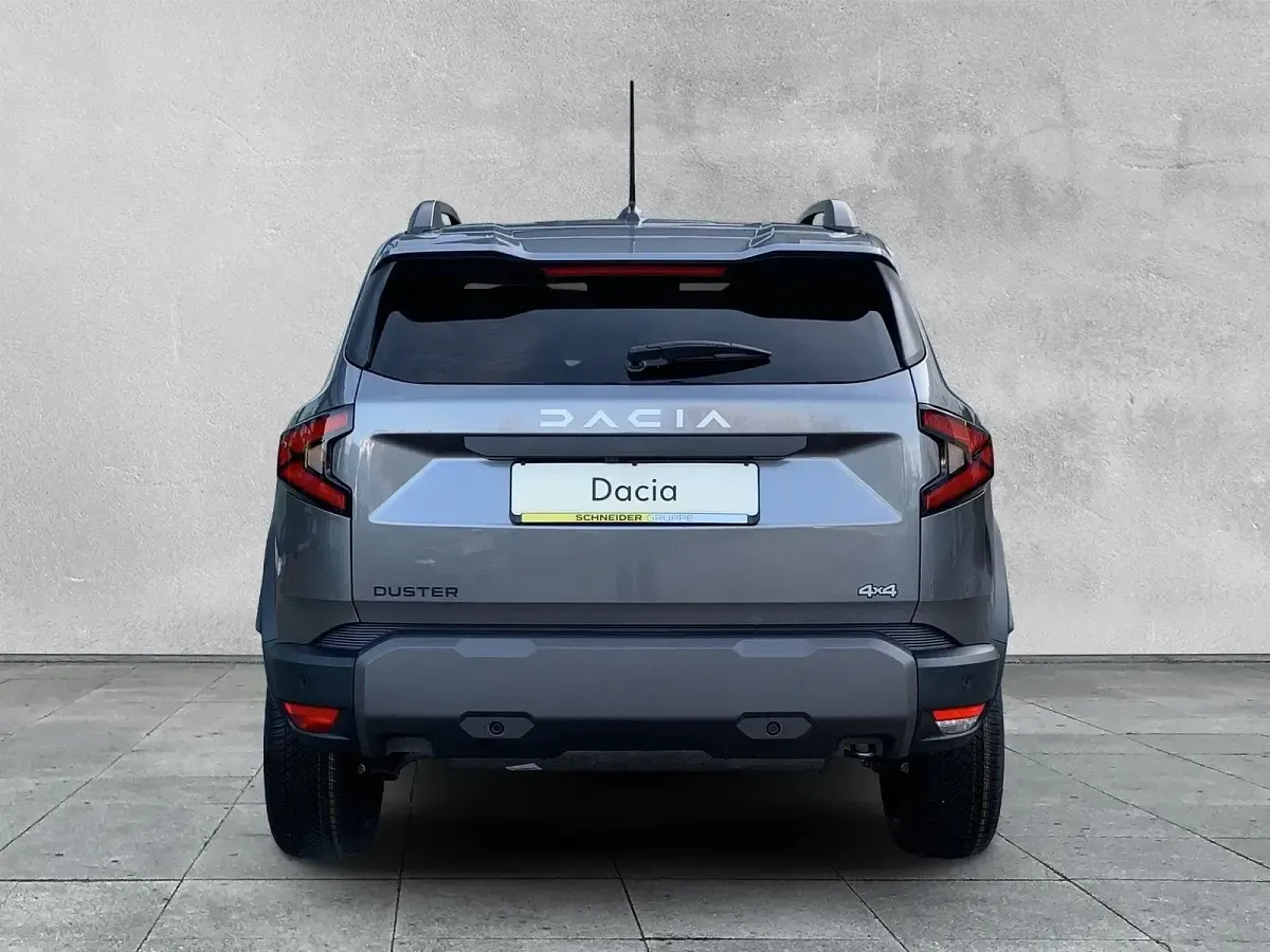 Neu Dacia Duster Journey 131 PS (96 kW) 2025 Grau SUV
