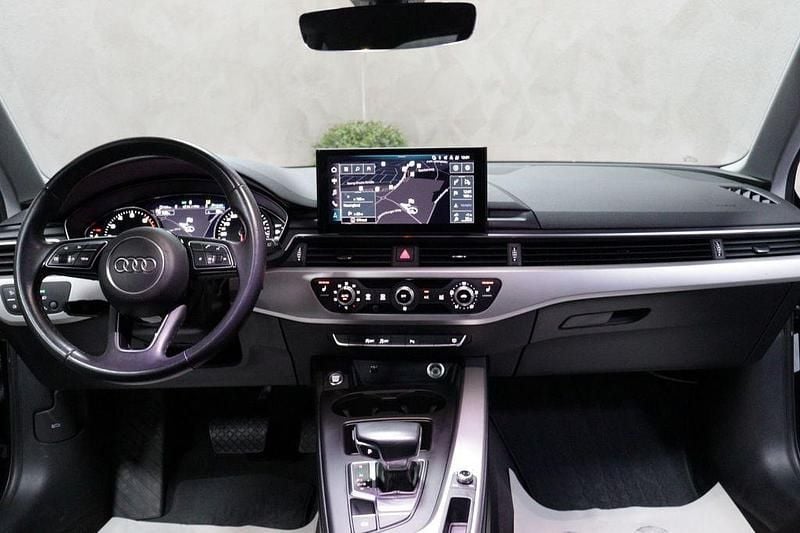 Second-hand Audi A4 150 CP (110 kW) 2022 Negru Break