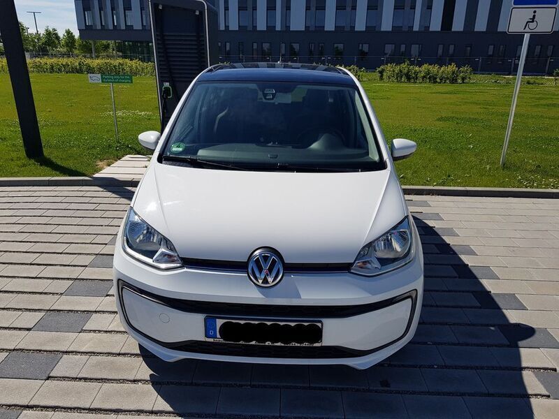 Weiß Gebraucht 2017 VW e-up! Kleinwagen | 10.000 € (Fairer Preis) - Bild 1/4