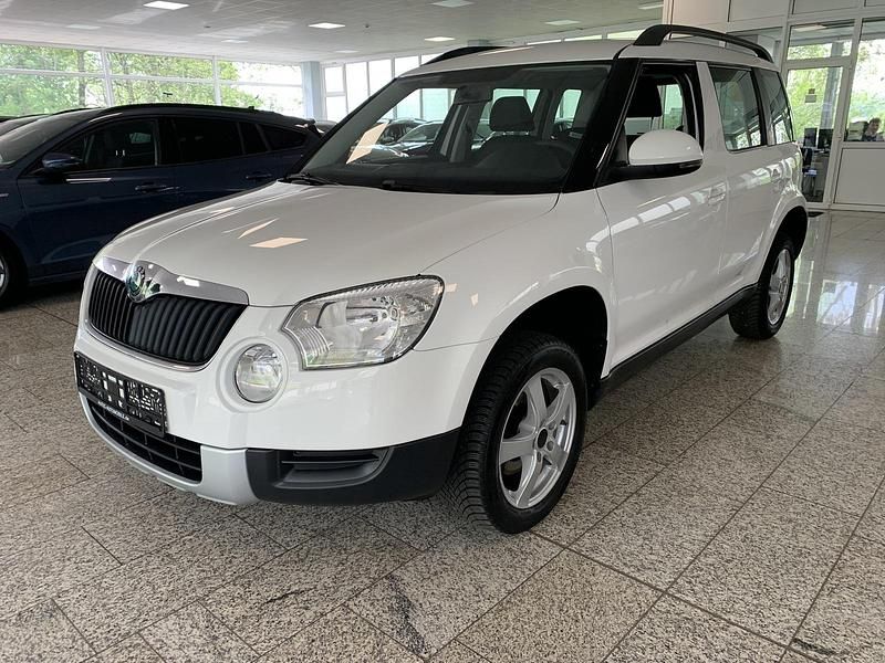 Weiss Gebraucht 2013 Skoda Yeti SUV | 4.985 € (Superpreis) - Bild 1/4