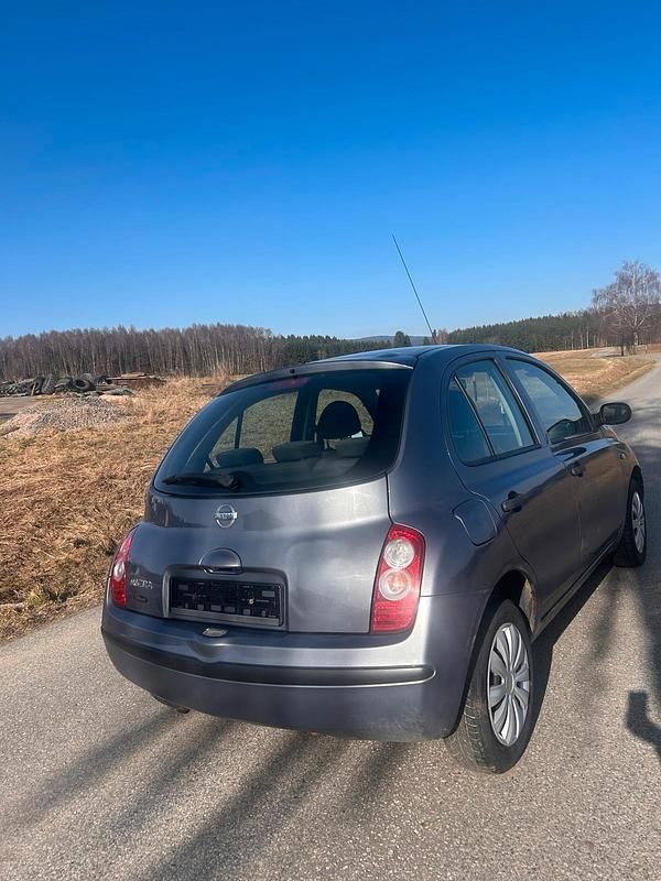 Gebraucht Nissan Micra 68 PS (50 kW) 2007 Andere farben Limousine