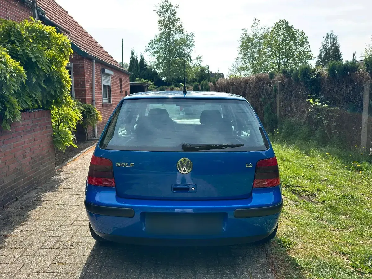 Gebraucht VW Golf III 101 PS (74 kW) 1999 Blau Kleinwagen