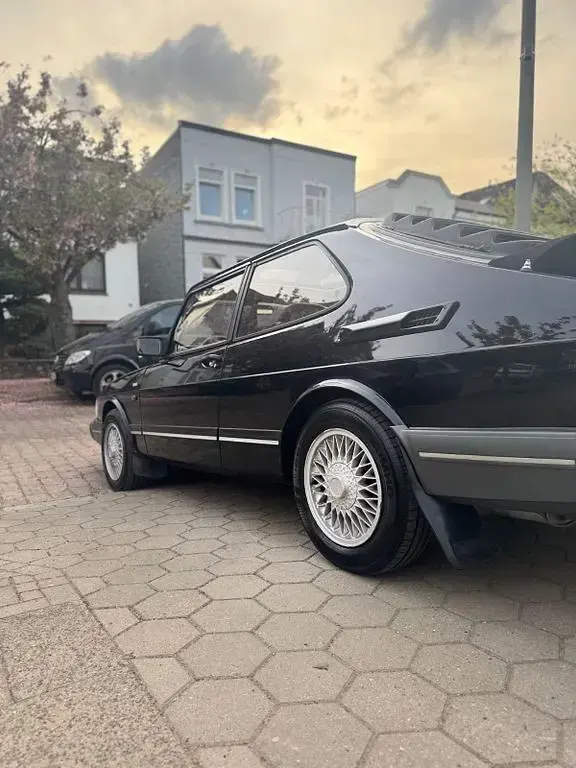Gebraucht Saab 900 126 PS (92 kW) 1991 Schwarz Coupé