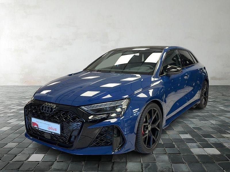 Gebraucht Audi RS3 Sport 400 PS (294 kW) 2025 Blau (ascariblau metallic) Limousine
