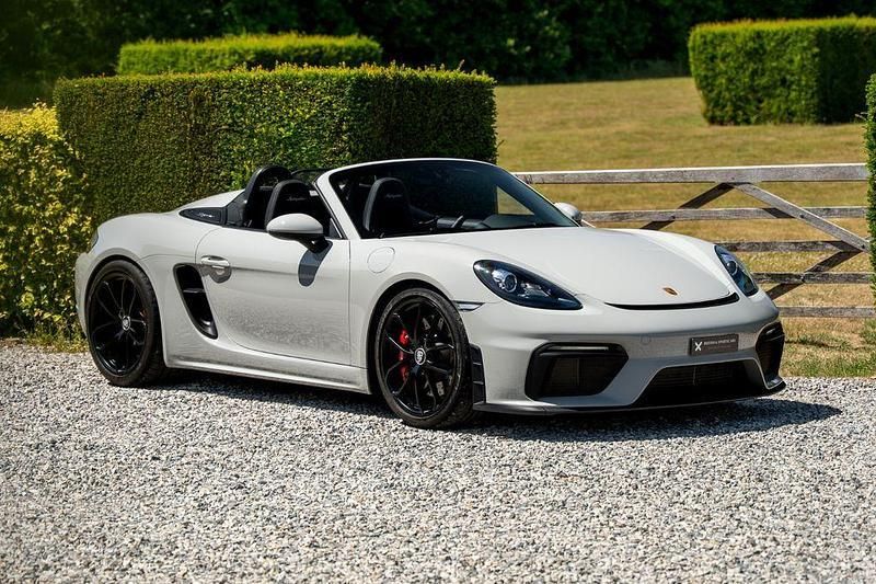 Grau Gebraucht 2023 Porsche 718 Spyder Cabrio | 117.820 € (Guter Preis) - Bild 1/4