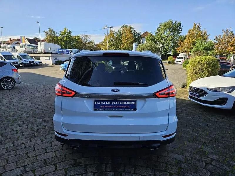 Gebraucht Ford S-MAX Titanium 241 PS (177 kW) 2018 Frozen white Van / Kleinbus