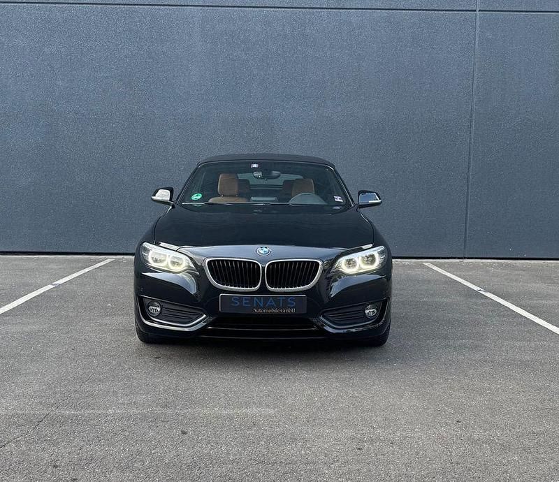 Gebraucht BMW 220 Advantage 184 PS (135 kW) 2018 Schwarz Cabrio