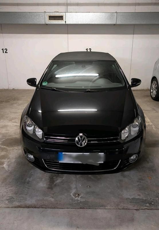 Schwarz Gebraucht 2011 VW Golf Cabriolet Cabrio | 11.600 € (Teuer) - Bild 1/4