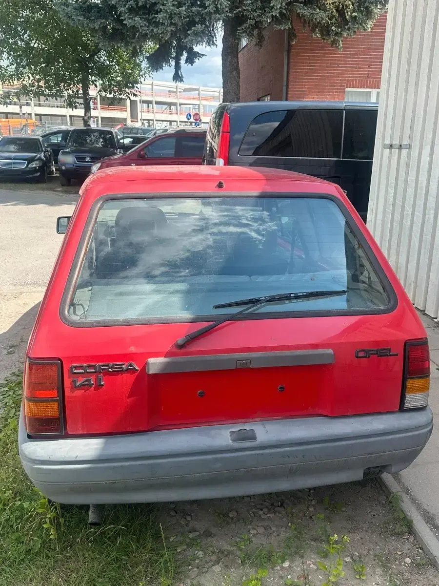 Gebraucht Opel Corsa 60 PS (44 kW) 1990 Rot Kleinwagen
