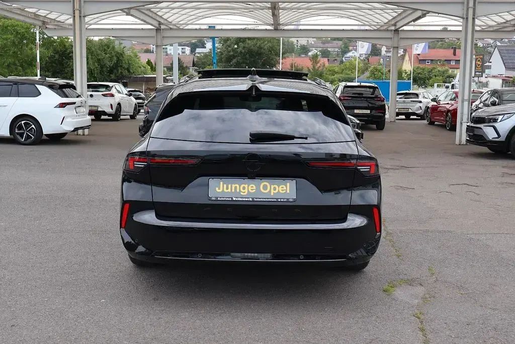 Gebraucht Opel Astra 131 PS (96 kW) 2025 Diamond black Kleinwagen