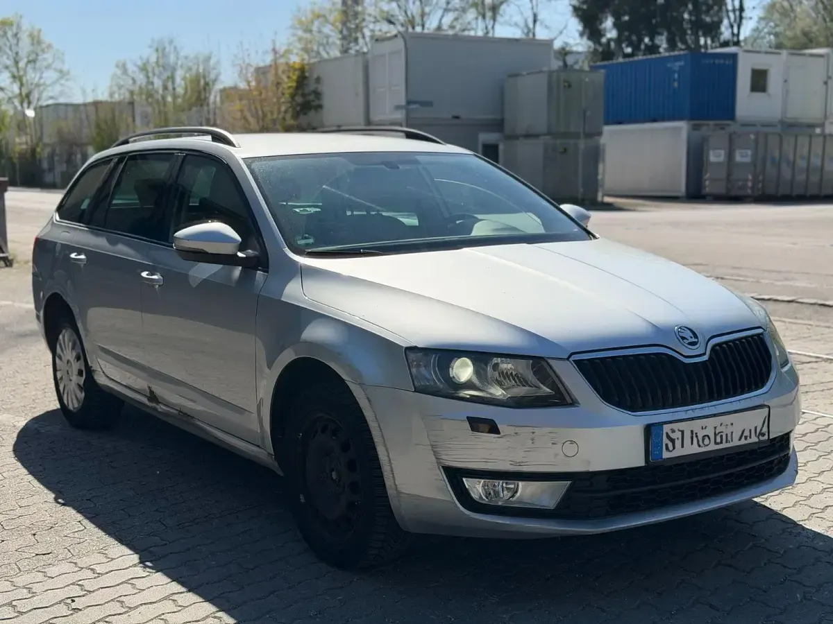 Gebraucht Skoda Octavia 150 PS (110 kW) 2014 Grau Kombi