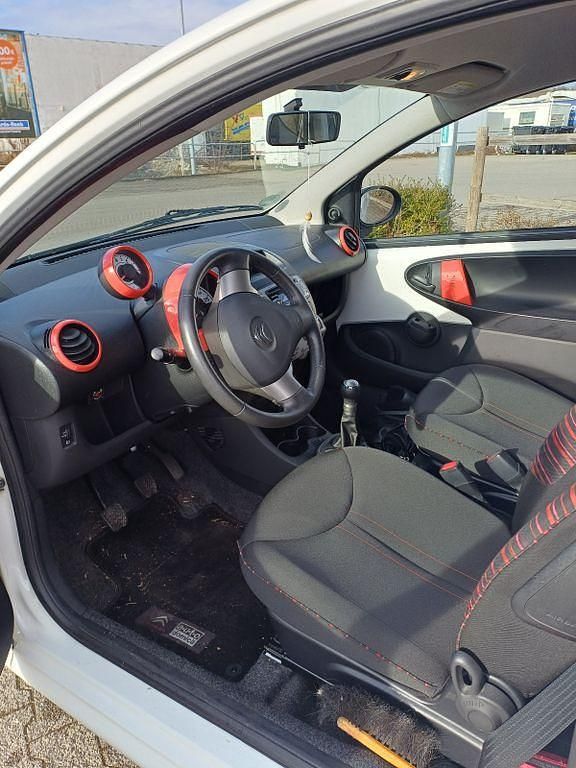Gebraucht Citroën C1 SELECTION 68 PS (50 kW) 2014 Weiß Kleinwagen