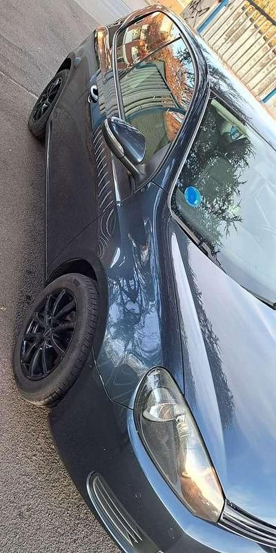 Gebraucht VW Golf VI Comfortline 105 PS (77 kW) 2009 Bluegraphit perleffekt Kleinwagen