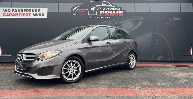 Gebraucht Mercedes B200 136 PS (100 kW) 2017 Grau Van / Kleinbus