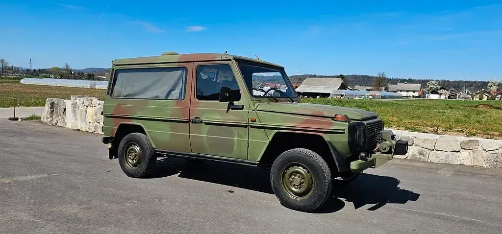 Gebraucht Mercedes G230 116 PS (85 kW) 1997 Grün SUV