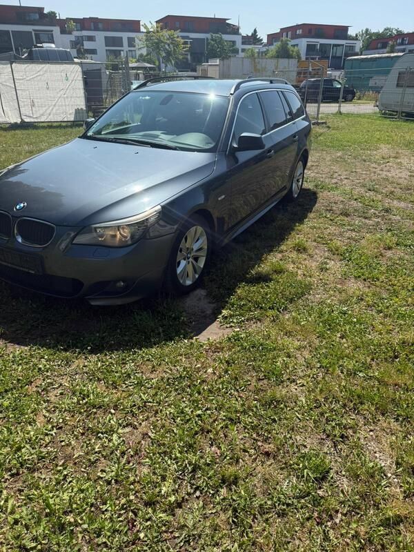 Grau Gebraucht 2009 BMW 520 Kombi | 3.400 € (Superpreis) - Bild 1/4