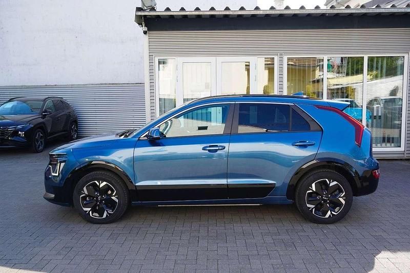 Gebraucht Kia e-Niro Inspiration 150 kW (204 PS) 2023 Blau SUV