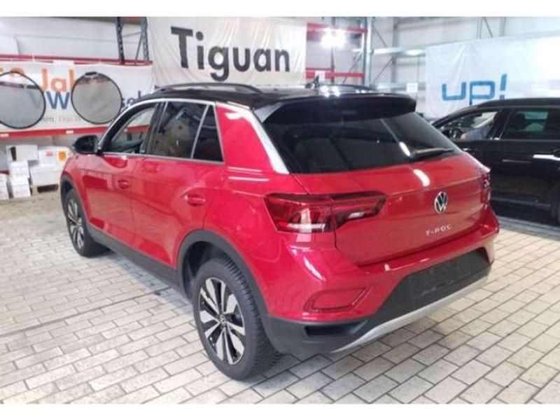 Gebraucht VW T-Roc Move 150 PS (110 kW) 2023 Rot SUV