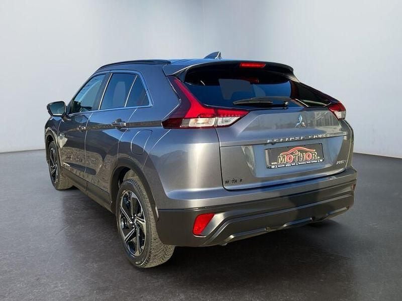 Gebraucht Mitsubishi Eclipse Cross Basis 188 PS (138 kW) 2021 Grau SUV