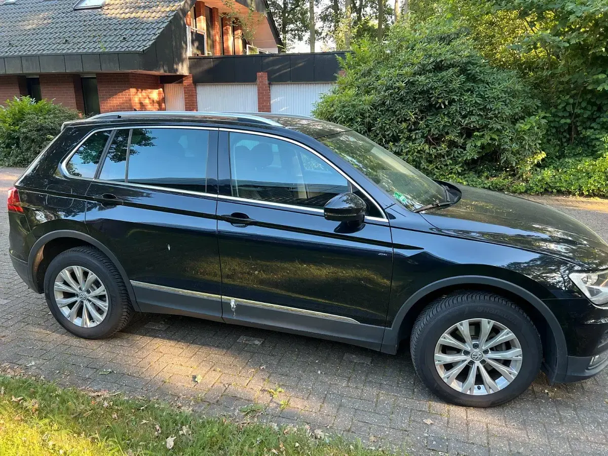 Gebraucht VW Tiguan 150 PS (110 kW) 2019 Schwarz SUV