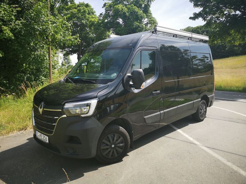 Schwarz Gebraucht 2020 Renault Master Van | 19.900 € (Fairer Preis) - Bild 1/4