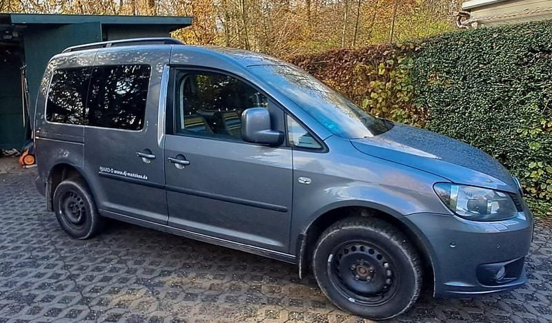 Grau Gebraucht 2013 VW Caddy Edition Van / Kleinbus | 8.900 € (Guter Preis) - Bild 1/4